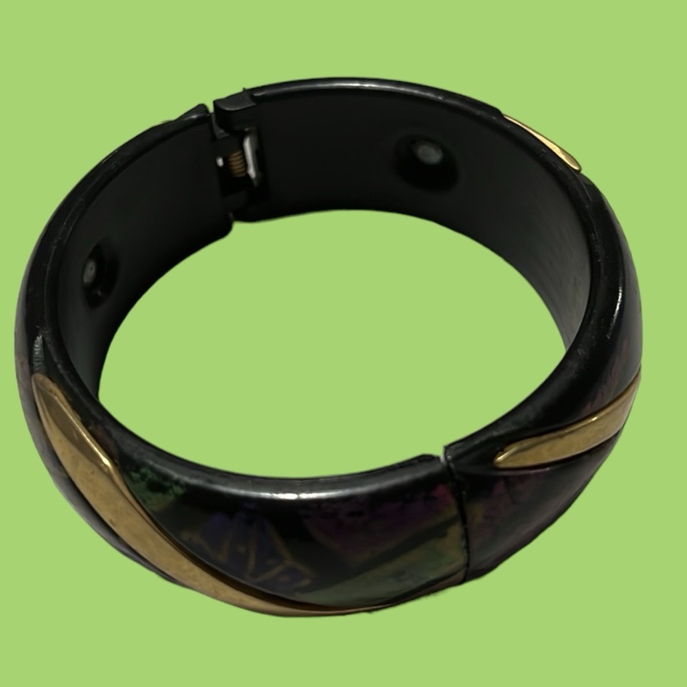 Vintage Snap Back Cuff Bracelet
